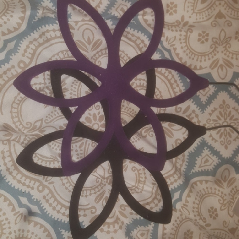 Scarf hangers